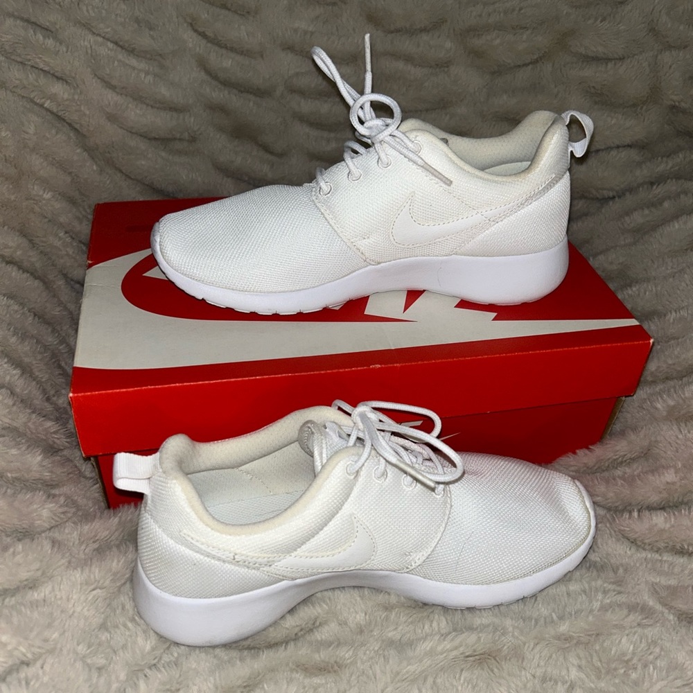 Nike Roshie One